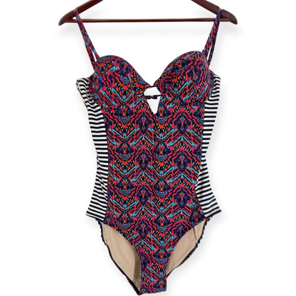 Tart Swimwear Collection Keyhole Cut Out Underwire Pushup Bra One Piece Swimsuit - Picture 13 of 13